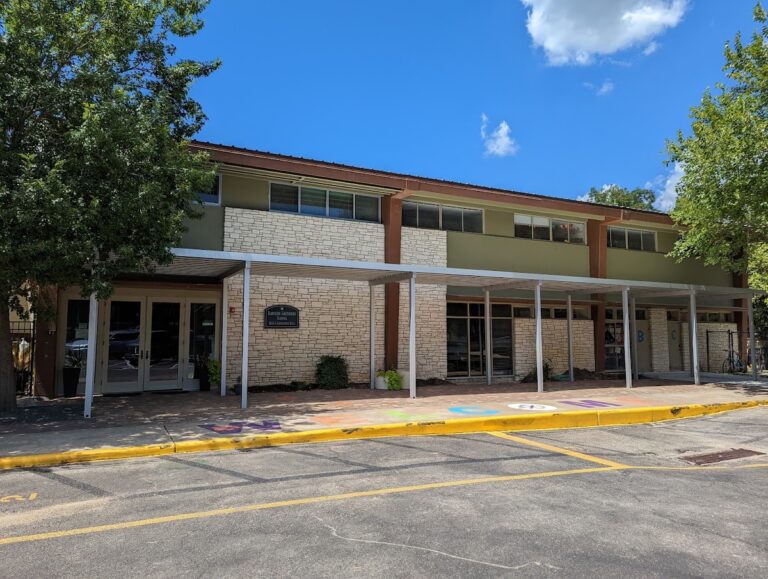 Rawson Saunders School