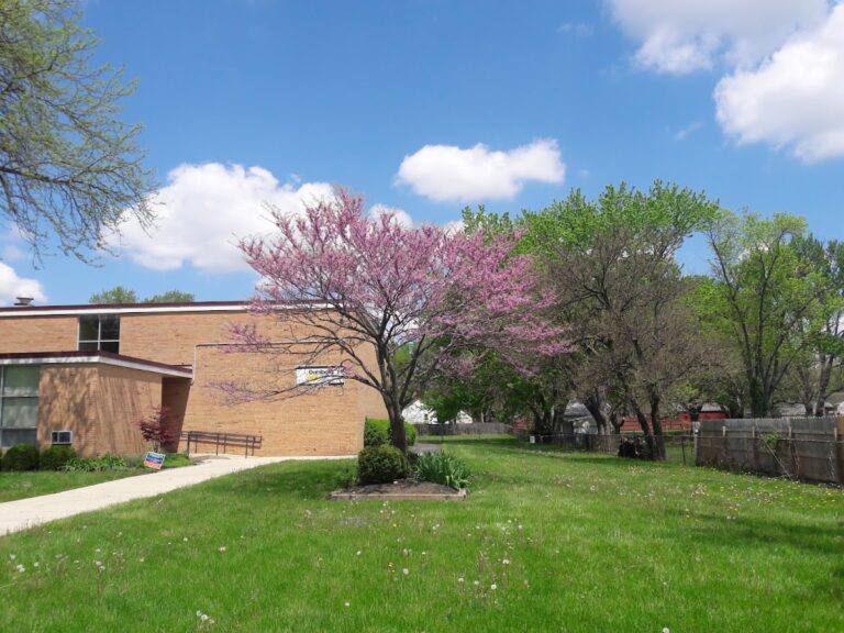 Dahlberg Learning Center